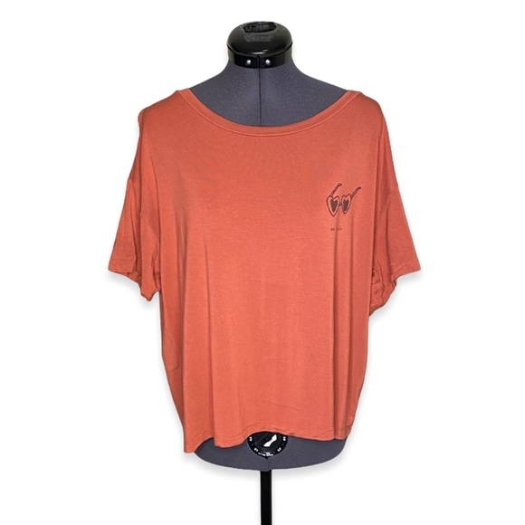 American Eagle “No Shade” Coral Soft T-Shirt